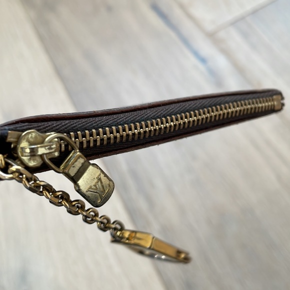 PRELOVED Louis Vuitton Key Cles - Picture 5 of 6